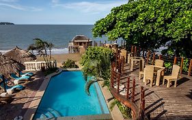 Catembe Gallery Hotel